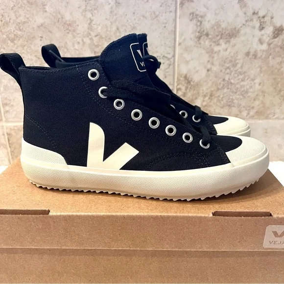NIB Veja Nova High-Top Sneakers in Canvas Preppy classic academy womens 6M - Picture 3 of 11